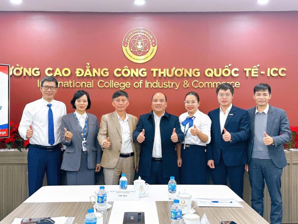 Chương trình đào tạo ngành Điện – Điện tử nhận đánh giá cao từ Hội đồng thẩm định