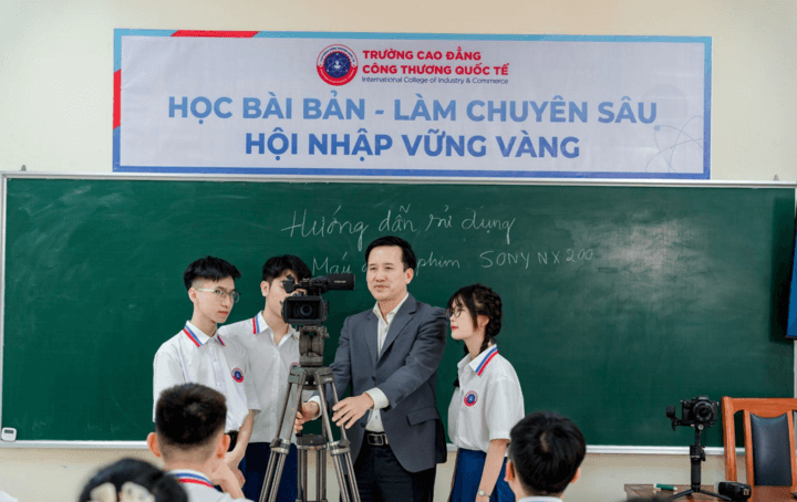 Sinh viên Cao đẳng Công thương Quốc tế ICC được học tập từ thực tiễn